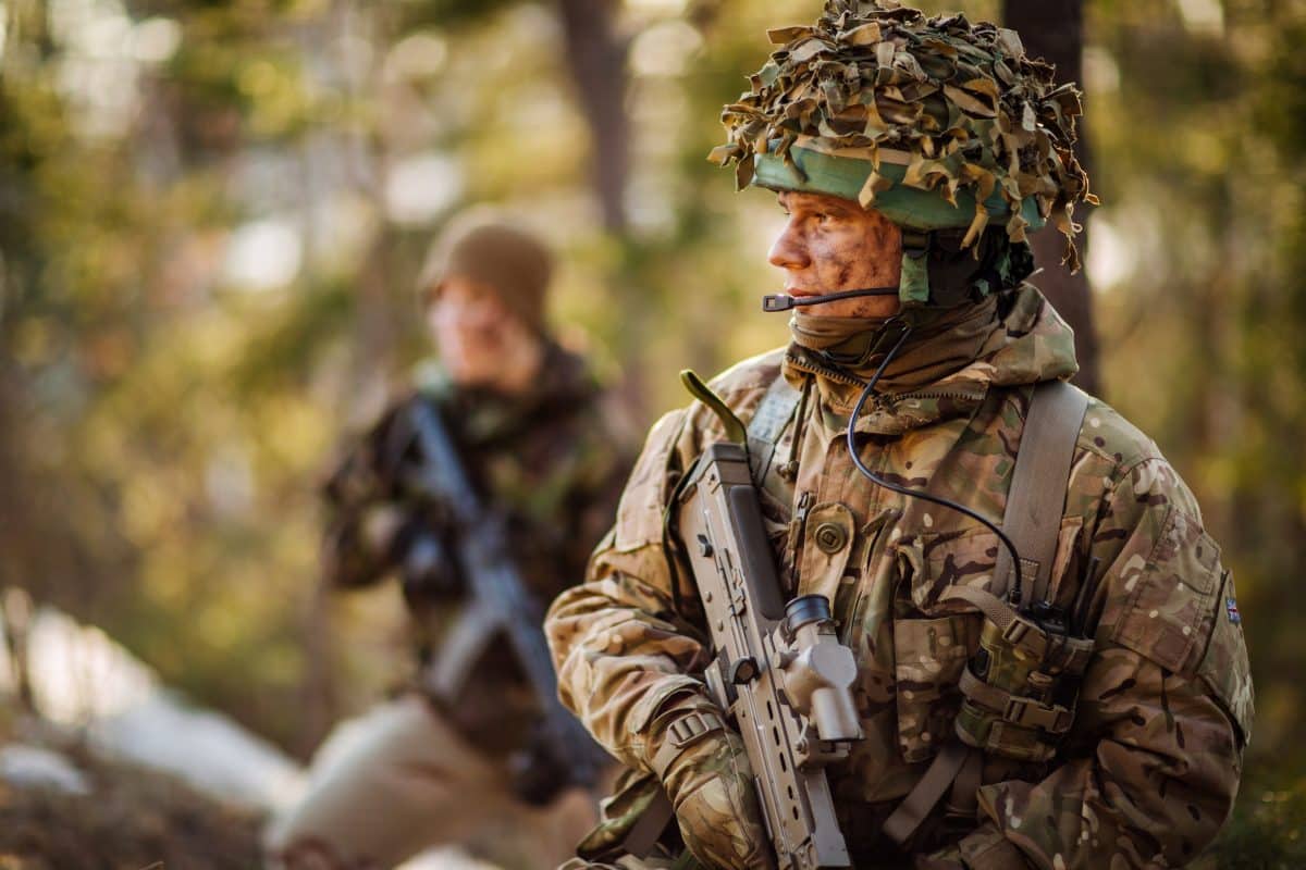 become a royal marines officer